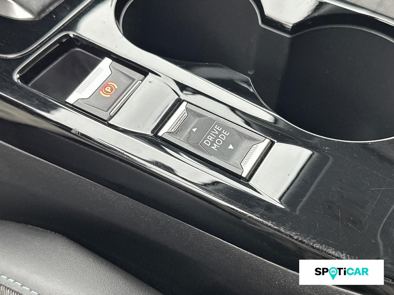 Peugeot 2008 1.2 puretech 130ch s&s allure pack eat8 — photo 19