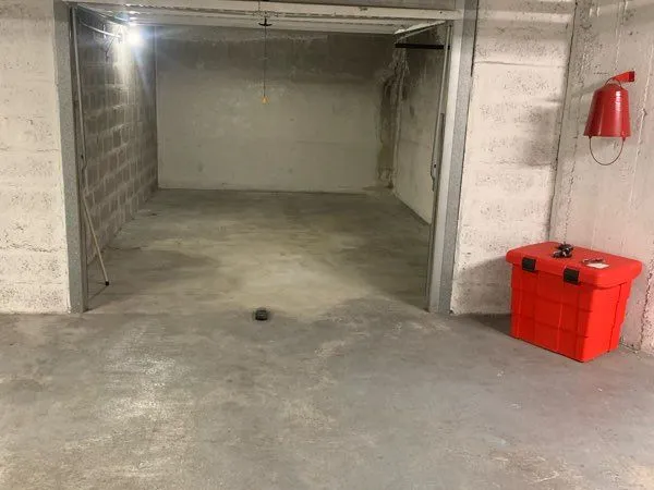 Garage à CIMIEZ