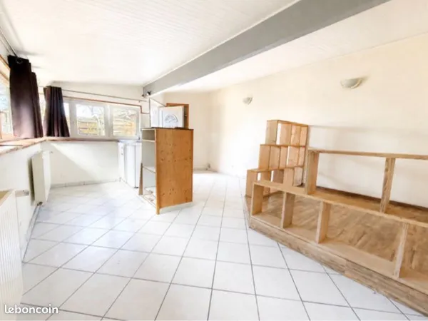 Grand studio avec terrasse - Proche CHU / ARTEM / Faculté des sciences