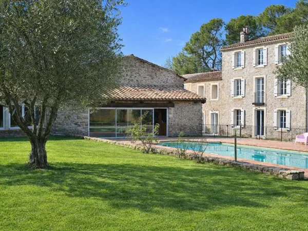 Maison de luxe 8 pièces 231 m²