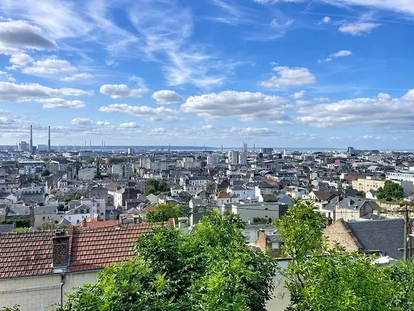 PROCHE SAINTE CÉCILE