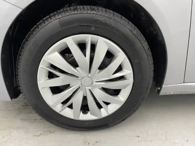 Peugeot 208 puretech 75 s&amp;s bvm5 — photo 17