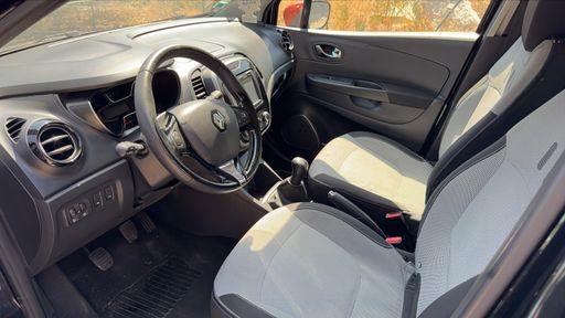 Renault Captur 1.5 dCi 90 - Intens – 2016 – 147565 km – Diesel – Boîte Manuelle — photo 14