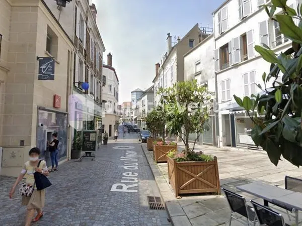 Local commercial 13 m²