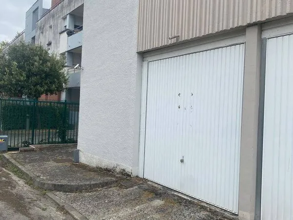 Parking 15 m²