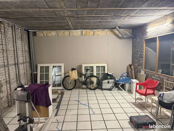 Bureau (local commercial) environ 30 m² - Roubaix