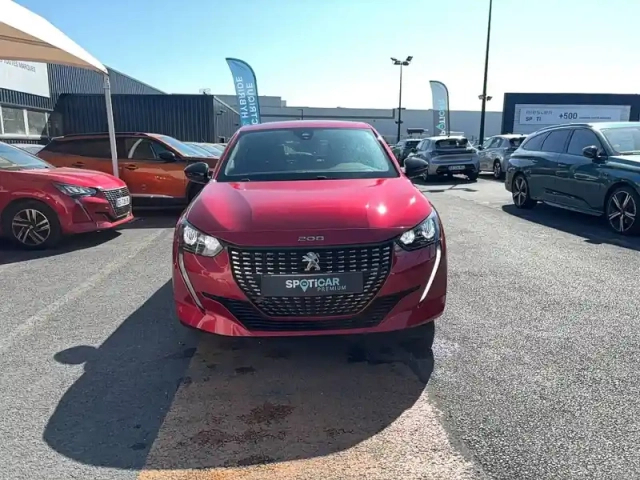 Peugeot 208 puretech 100 s&amp;s bvm6 — photo 17