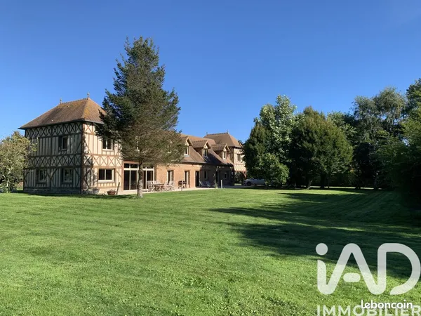 Maison 5 pièces 298 m²