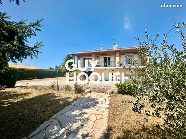 Villa 7 pièces 136 m²