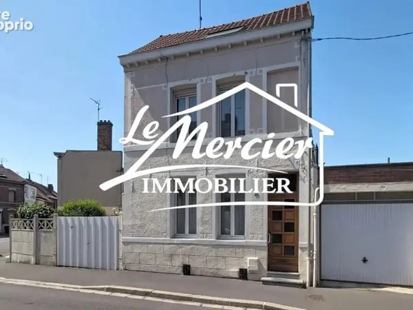 Maison individuelle avec 2 garages