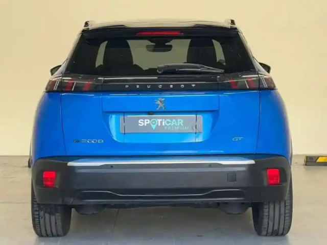 Peugeot 2008 e- 136ch gt — photo 19