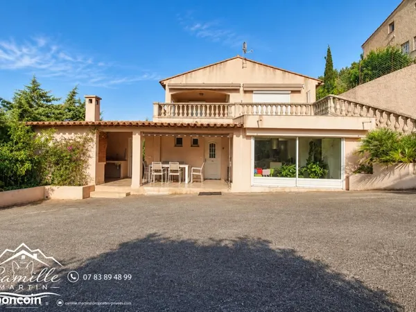 Maison 9 pièces 251 m²