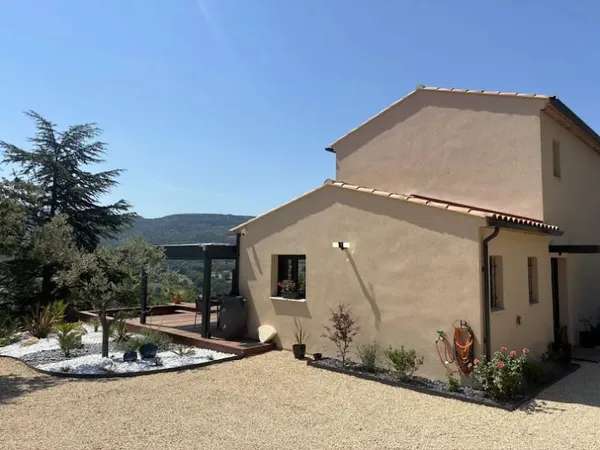 Maison neuve 5 pièces 144 m²