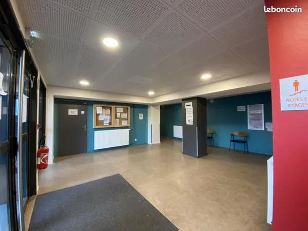 Bureau 53 m²