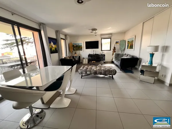 Appartement 4 pièces 102 m²