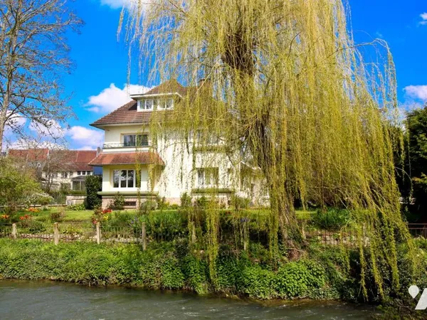 Maison 8 pièces 224 m²