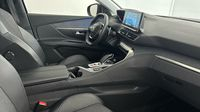 Peugeot 3008 HYBRID 225ch Allure Pack e-EAT8 — photo 15