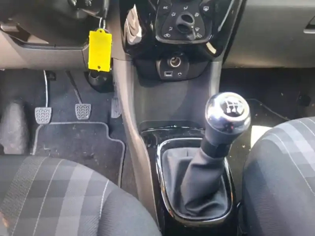 Peugeot 108 vti 72ch s&amp;s bvm5 — photo 14
