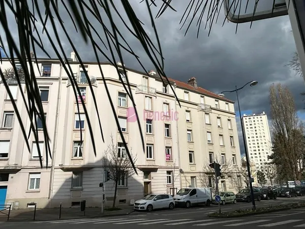 Comble à aménager 112m2 au sol