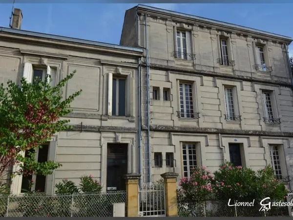 Maison bourgeoise de caractère ensemble de deux bâtiments à vendre 16 pièces SAINTE FOY LA GRANDE (3