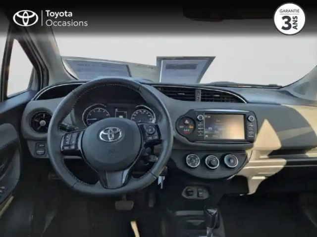 Toyota Yaris 110 vvt-i ultimate cvt 5p — photo 8