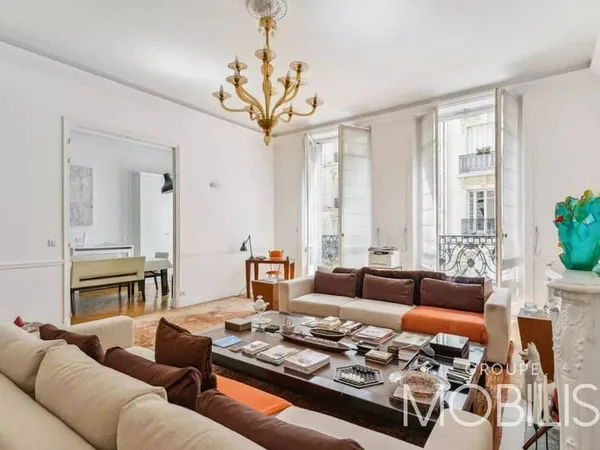 Appartement 4 pièces 144 m²