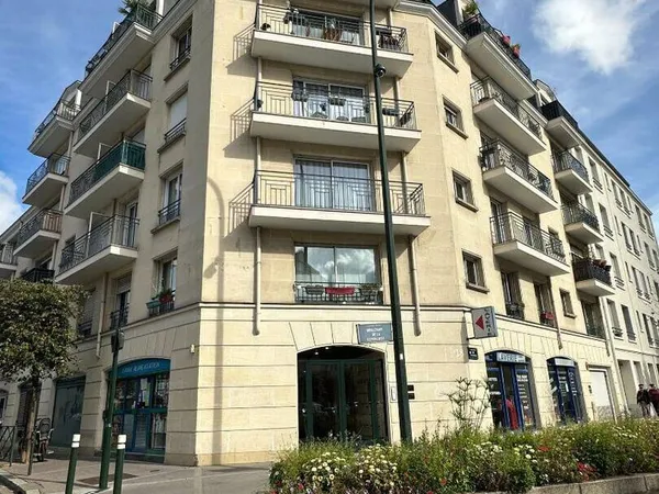 Stockage Vente La Garenne-Colombes 30000€