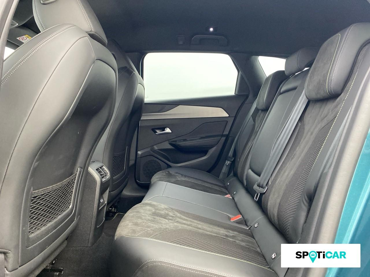 Peugeot 308 sw phev 180ch gt e-eat8 — photo 10