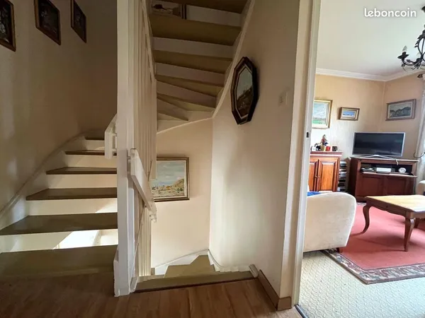 Maison 6 pièces 90 m²