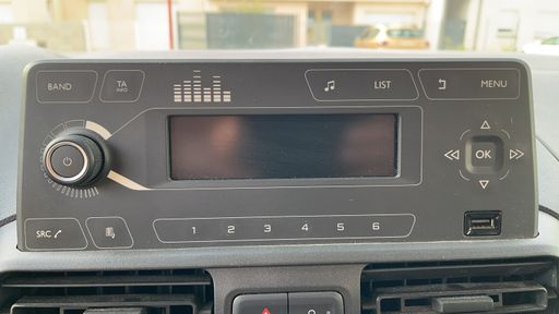Citroen Berlingo 1.5 BlueHDI 100 - Live – 2019 – 124880 km – Diesel – Boîte Manuelle — photo 35