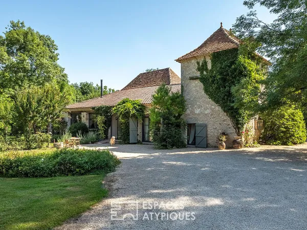 Demeure de charme avec pigeonnier et gîte indépendant