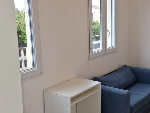 Studio 1 pièce 20 m²