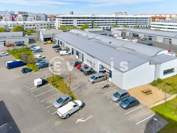 LOCAL A LOUER - 199 m² non divisibles