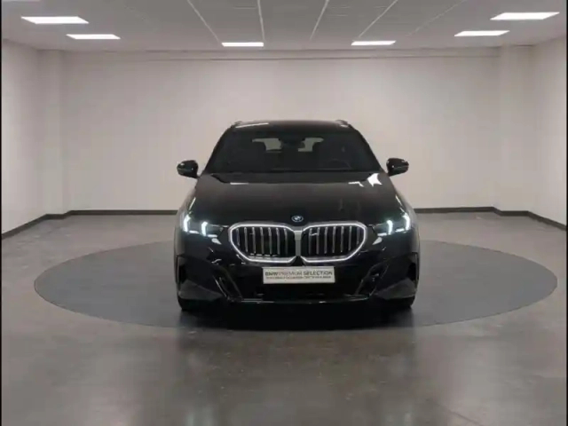 Bmw Serie 5 série 5 touring 530e 299ch m sport xdrive — photo 2