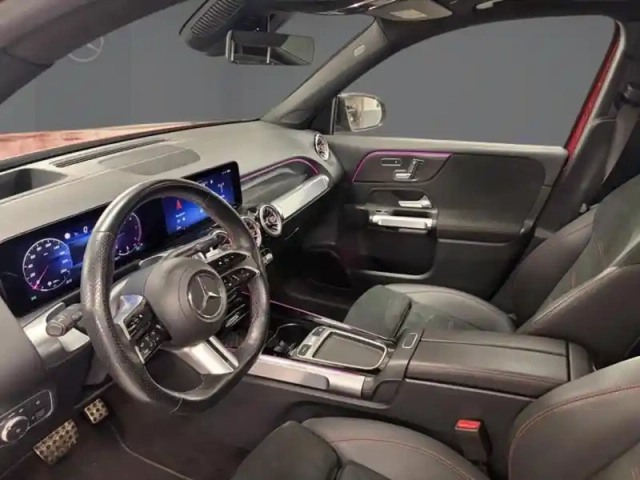 Mercedes Glb 200 d amg line — photo 35