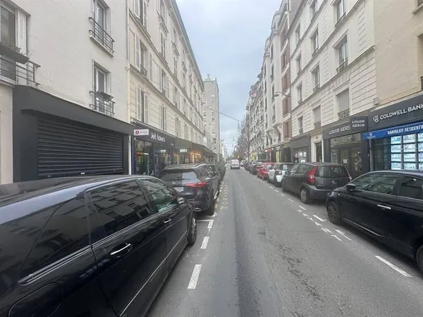 Boutique 37 m²