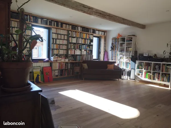 Appartement-maison centre Bruguières