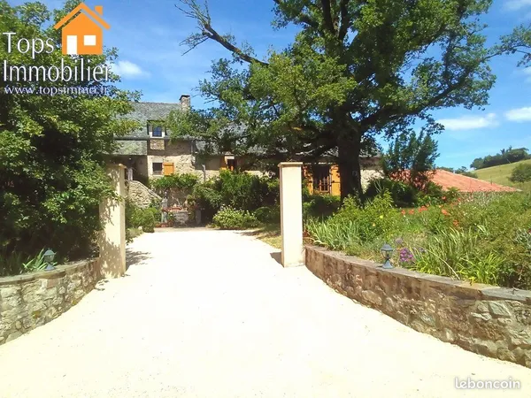 Propriété 7 pièces 237 m²