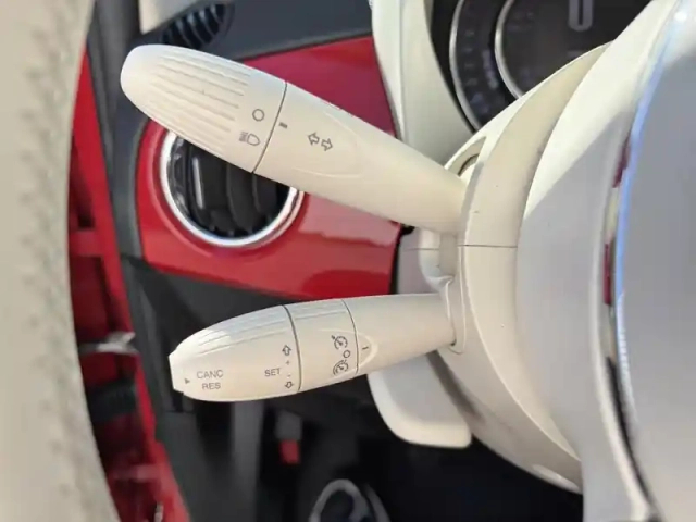 Fiat 500 0.9 8v twinair 85ch s&amp;s lounge — photo 16