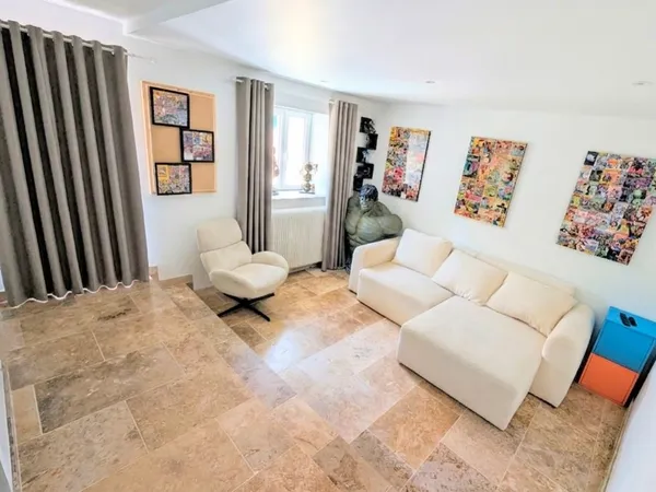 Maison de village T6-rénovée-jardin-PAC