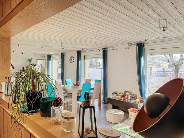 Maison T5 rénovée - La Salvetat-Saint-Gilles