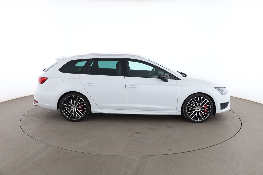 Seat Leon ST 2.0 TSI Cupra DSG6 — photo 6