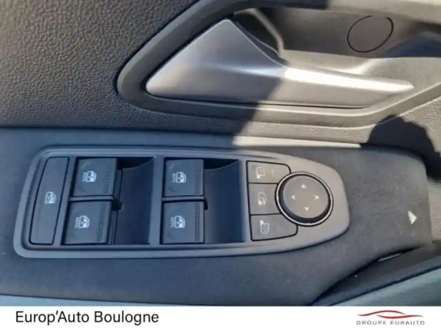 Dacia Duster 1.6 hybrid 140ch journey — photo 15