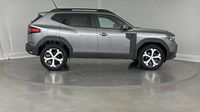 Dacia Duster 1.6 hybrid 140ch Journey — photo 4