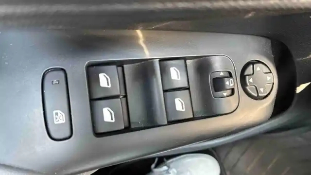 Citroën C5 Aircross puretech 130 s&amp;s eat8 — photo 22