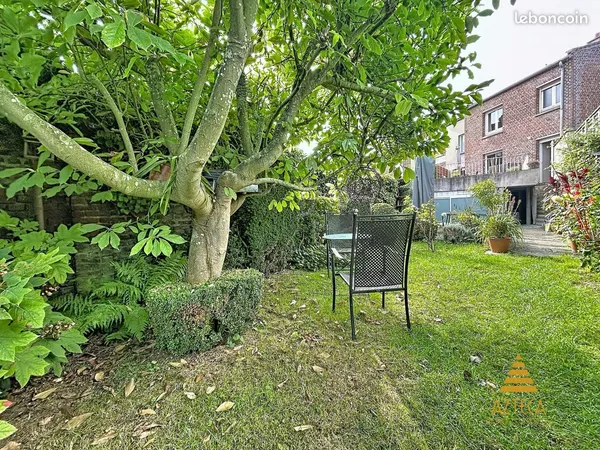 Maison de ville 7 pièces 151 m²