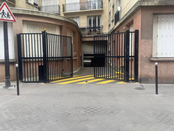 Parking 18 m²