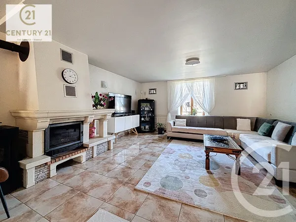 Maison 10 pièces 265 m²