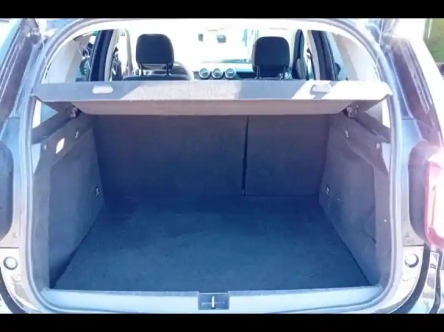 Dacia Duster 1.5 blue dci 115ch prestige 4x2 e6u — photo 12