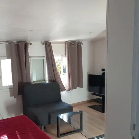 Appartement F2 avec jardin